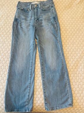 AYR jeans The Pop size 26 light wash Snap Crackle